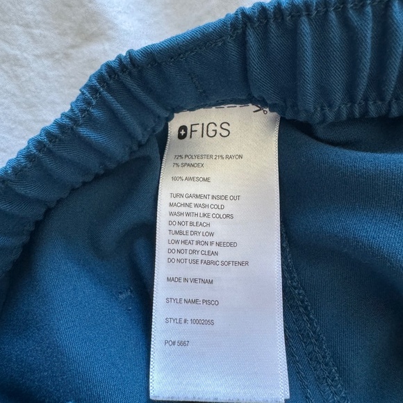 Men’s Figs Small / Medium Scrub Set - Deep Reef / Teal / Blue Green - Picture 3 of 5